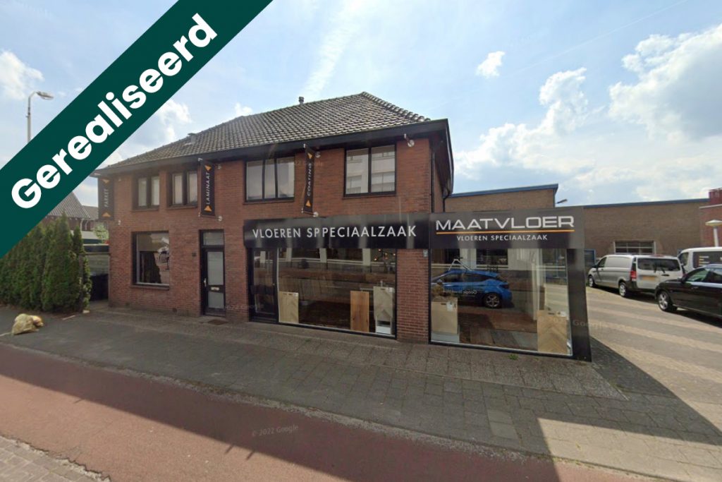 Een winkelpand met bovenwoning voor de verhuur