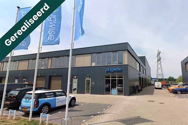 Hypotheaire lening op een bedrijfspand met 3 eigenparkeerplaatsen bestemd voor eigen gebruik